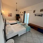 Aronis Spyros Panoramic Seaview Landhaus