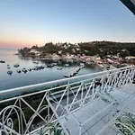 Aronis Spyros Panoramic Seaview Lantställe Longós