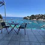 Aronis Spyros Panoramic Seaview Lantställe