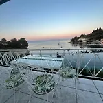 Aronis Spyros Panoramic Seaview Lantställe *