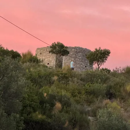Aronis Spyros Panoramic Seaview *