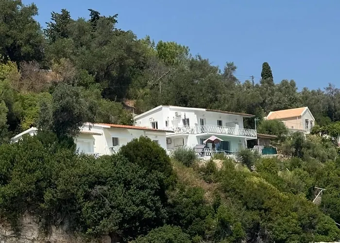 Aronis Spyros Panoramic Seaview Séjour à la campagne