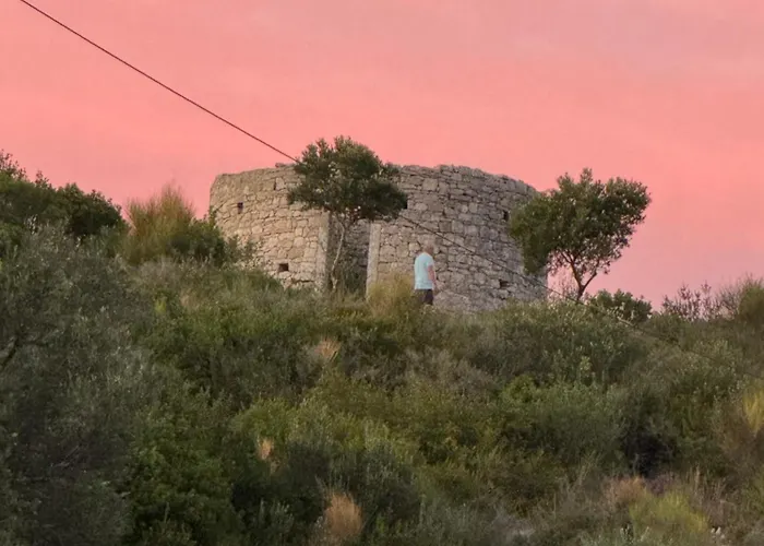 Aronis Spyros Panoramic Seaview *
